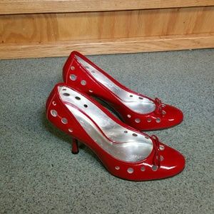 Jessica S lowest price going to yard sale 5/25